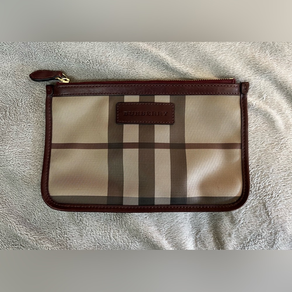 burberry zip pouch canterbury inclusion leather wallet